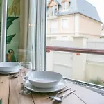 Les Mouettes