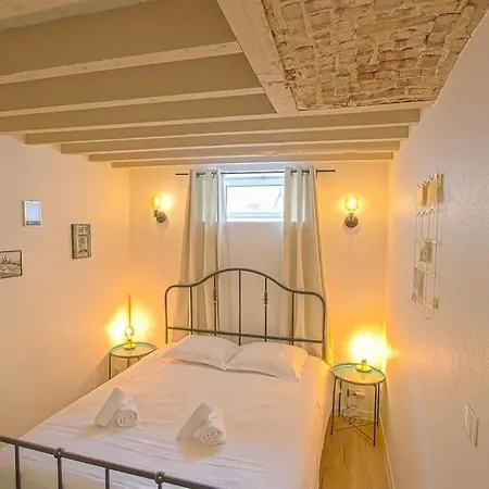 Les Mouettes Apartment *