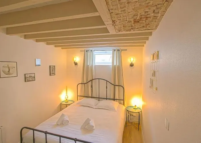 Les Mouettes Apartment *